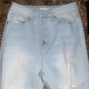 Just Giving Some stuff away 👉🏼📲